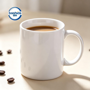 Taza <span class=keywords><strong>de</strong></span> Té <span class=keywords><strong>de</strong></span> Porcelana Blanca <span class=keywords><strong>de</strong></span> 350 ml con Asa Grande, Logotipo Personalizado Multicolor, Reutilizable, Apta para Lavavajillas, Diseño Clásico Ecológico - Product Image 4