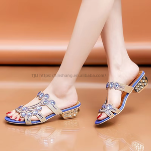 Sandalias de tacón alto grueso con punta cuadrada y boca poco profunda, con pedrería, para mujer, que realzan el estilo. - Product Image 2