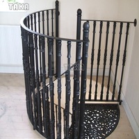 Escalier en colimaçon en fonte de fer pour villa, construction intérieure et extérieure, escalier en fer forgé incurvé avec balustres cannelés