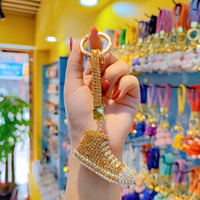 Porte-clés élégants et luxueux pour chaussures, pendentifs 3D scintillants en forme de baskets, pour sacs