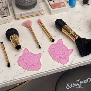 Nettoyant pour pinceaux de <span class=keywords><strong>maquillage</strong></span> Fox-Nouveau tapis de nettoyage en silicone pour un <span class=keywords><strong>entretien</strong></span> rapide des pinceaux - Product Image 5