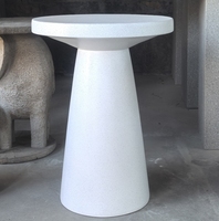 Table d'appoint ronde moderne en MGO blanc, design élégant à texture ondulée, table basse en béton, table d'appoint en oxyde de magnésium, pour l'intérieur et l'extérieur