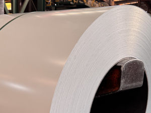 Bobine d'acier PPGI/PPGL revêtue <span class=keywords><strong>de</strong></span> couleur, tôles <span class=keywords><strong>de</strong></span> toiture en <span class=keywords><strong>zinc</strong></span> et aluminium, norme ASTM, couleurs RAL personnalisées, production à haut volume - Product Image 5