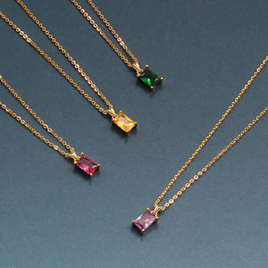 Collar con Colgante Rectangular de 12 Piedras de Nacimiento Chapado en Oro sobre Cobre, Joyería Minimalista con Piedras Preciosas para Mujer - Product Image 4