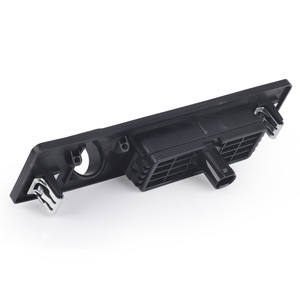 สวิตช์ประตูท้ายสำหรับเทสลารุ่น 3 รุ่น Y 1095949-00-E สีดำ ABS อะไหล่ทดแทน - Product Image 1