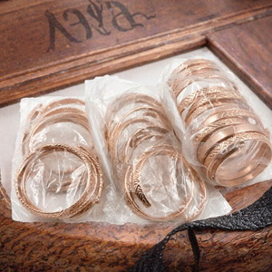 Juego de Brazaletes de Cobre en Tono Oro Rosa, 13 Piezas, Brazaletes de Metal Tradicionales Plateados, Colección de Joyería Decorativa - Product Image 2