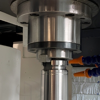 Machine de fraisage CNC verticale à faible encombrement pour la production en atelier de précision