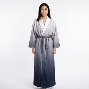 Robes kimono en satin ombré - Vêtements haut de gamme pour hôtels et spas avec bordure contrastée - Product Image 6