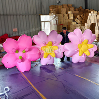 Présentoir de fleurs à double couche personnalisé Plante artificielle Fleur géante gonflable pour événement en plein air