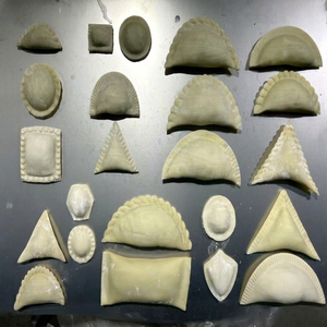 Máquina Automática para Hacer Dumplings, Samosas y Empanadas Dingchang, Capacidad de 4500 Piezas/Hora - Product Image 1