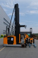 Chariot élévateur électrique VNA à conducteur sur le dessus, 1,6 tonne, gerbeur 3 voies, hauteur de levage 14,5 m, pour allées étroites, batterie au plomb-acide, entrepôt