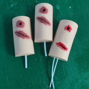 หุ่นจำลองซิลิโคนสำหรับฝึกการรักษาบาดแผลจากมีดและปืน ขนาดเท่าคนจริง อุปกรณ์การศึกษาทางการแพทย์ - Product Image 4