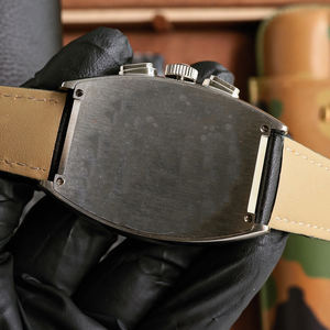 Lujo Tonneau Case Reloj 40x52mm Movimiento de cuarzo multifunción Hebilla de correa de cuero genuino - Product Image 4