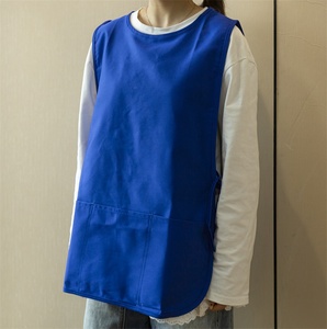 ผ้ากันเปื้อนแขนกุดสำหรับบริกรบริกรบาร์เทนเดอร์คาเฟ่ร้านอาหารใช้พิมพ์โลโก้แบบกำหนดเองครึ่งหนึ่งพร้อมกระเป๋าขายส่งผ้ากันเปื้อน - Product Image 3