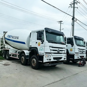 รถผสมคอนกรีตมือสองคุณภาพสูง Sinotruk HOWO 8×4 ขนาด 10 ลูกบาศก์เมตร พร้อมเครื่องยนต์ดีเซล - Product Image 2