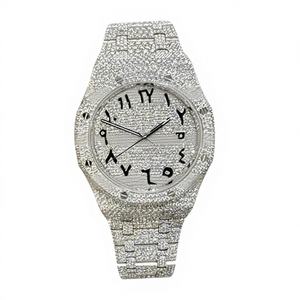 Montre à quartz pour homme avec cadran rond, cristal de verre, moissanite et boîtier en acier inoxydable, étanche 10 bars, bracelet à fermoir, cadeau - Product Image 1