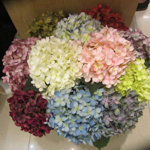 Bellissimi Petali Gialli di Ortensia Artificiale in Seta per Decorazioni di Laurea, Festa del Papà, Festa della Mamma e Halloween - Product Image 6