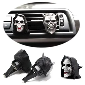 Grim Reaper Set Deux Ghost Head Diffuseur d'arôme de voiture Évent de voiture Résine Plug-in Décoration