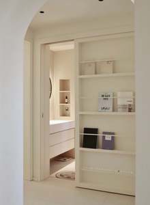 Porte intérieure gain de place pour petite pièce, vente chaude, porte coulissante avec rail de suspension, porte en bois intérieure personnalisée - Product Image 3