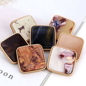 Thời Trang Mới Lớn Kim Loại Phủ Vuông Mô Hình Nhựa Nút Cho Váy Áo Khoác Cashmere Vải - Product Image 3