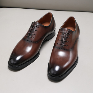 Zapatos de boda modernos de cuero genuino hechos a mano, cómodos y transpirables, con estilo formal y suela impermeable. - Product Image 2