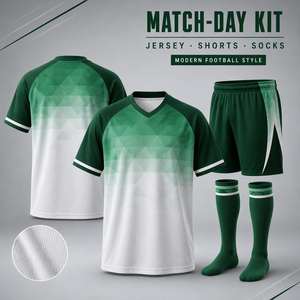 Set Completo Divisa da Calcio <span class=keywords><strong>Verde</strong></span> <span class=keywords><strong>Smeraldo</strong></span> Geometrica all'Ingrosso, <span class=keywords><strong>Maglia</strong></span> e Pantaloncini in Poliestere ad Asciugatura Rapida per Uomo, Kit per Partite di Squadra - Product Image 1