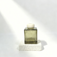 Bouteille diffuseur d'arômes en verre à rayures verticales, 200 ml, vide, colorée, pour ornement de salon - Vente en gros usine