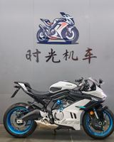 Moto sportive 675SR 675cc à refroidissement liquide, bicylindre, à essence, avec une puissance supérieure à 2000W, vitesse maximale supérieure à 80 km/h, pour les pilotes expérimentés