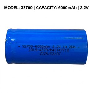 Batería de Iones de Litio Recargable de 32700 6000mAh 3.2V, Batería Cilíndrica de 19.2Wh para Herramientas Eléctricas y Robótica - Product Image 1