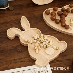 Bandeja de madera con forma de conejo para refrigerios y frutas, decoración de Pascua, diseño de conejo de color sólido - Product Image 1