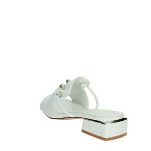 Mules à talon bas pour femme Laura Biagiotti en cuir blanc avec détails en strass - Product Image 2