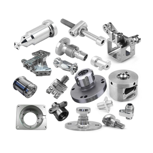 Pièces usinées sur commande pour tours industriels : patins et accessoires en acier inoxydable et aluminium - Product Image 1