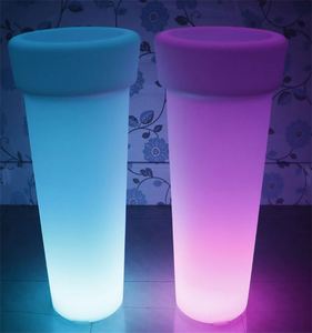 Đèn bàn hình nón <span class=keywords><strong>pyrometric</strong></span> dạ quang Đèn bàn hình tứ giác kim tự tháp RGBW thay đổi màu sắc đèn trang trí - Product Image 2