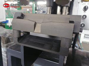 Ligne <span class=keywords><strong>de</strong></span> production <span class=keywords><strong>de</strong></span> valises, machine à poinçonner les sacs à bagages, machines chinoises - Product Image 6