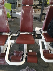 Fitness importation équipement d'exercice de gymnastique commercial compact hydraulique Squat <span class=keywords><strong>machine</strong></span> de <span class=keywords><strong>musculation</strong></span> à vendre - Product Image 3