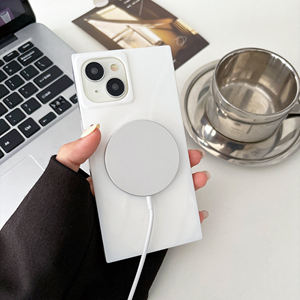 Mode Straight Edge <span class=keywords><strong>Mag</strong></span> Blanc Coffre-fort Téléphone étui pour iphone 13 14 15 16 Pro Max Sans Fil Charge Forte Magnétique Anti-goutte Couverture - Product Image 6