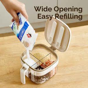 4 Scomparti Barattoli Condimenti Plastica Trasparente Hermetici Portaspezie Cucina per Zucchero Sale Pepe con Coperchio e Cucchi - Product Image 6