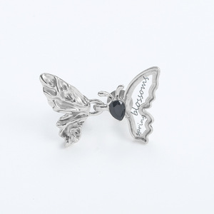 Botón transparente para ajustar la cintura, tipo mariposa, desmontable, sin clavos, sin costuras, que puede ajustar la talla de un modelo grande. - Product Image 5