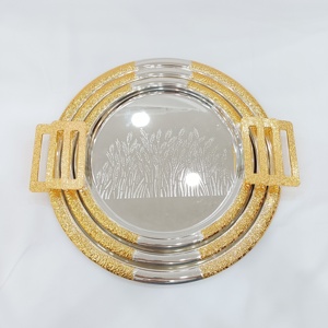Bandeja Redonda <span class=keywords><strong>de</strong></span> <span class=keywords><strong>Metal</strong></span> <span class=keywords><strong>de</strong></span> Lujo Estilo Árabe Personalizada, Juego <span class=keywords><strong>de</strong></span> 3 Bandejas <span class=keywords><strong>de</strong></span> Servir <span class=keywords><strong>de</strong></span> Hierro con Asas - Product Image 1