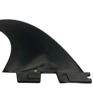 Juego de aletas para tabla de surf G5, 3 piezas, material PP universal para aguas oceánicas - Product Image 3