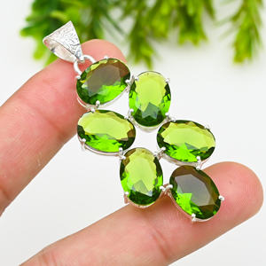 Green <b>Peridot</b> stone sterling silver designer <b>pendant</b> handmade Fashion Jewelry <b>Pendant</b> very shiner <b>pendant</b> - Product Image 3
