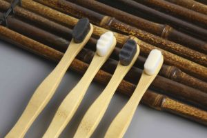 Tre Phân Hủy Sinh Học Dành Cho Người Lớn Tre Bàn Chải Đánh Răng Tự Nhiên Mềm OEM Nylon Màu Xử Lý Tính Năng Chất Liệu Loại Nguồn Gốc Tuổi Giấy Chứng Nhận - Product Image 5