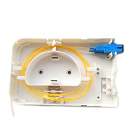 Prix de gros FTTX Boîtier de terminaison de fibre optique de bureau 86mm, Plaque de façade pour fibre optique, Panneau de prise de fibre 2 fibres avec adaptateur SC/APC SC/UPC