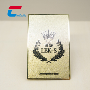 Carte opache in metallo vuote personalizzate Ntag216 Chip Business/Gift/<span class=keywords><strong>Visa</strong></span>/carte di credito artigianato in metallo con Slot per Chip a banda magnetica - Product Image 4