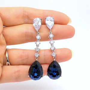 Eleganti Orecchini Pendenti Lunghi per Donne, Gioielli Geometrici Chic per Abiti da Sera - Product Image 1