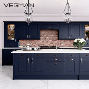 ארונות מטבח מודולריים קלאסיים יוקרתיים מעץ מלא, ידידותיים לסביבה, עם משטח עבודה מלמינציה וסל מגירה - Product Image 2