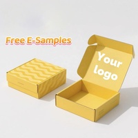 Boîte d'emballage de cadeau en papier cosmétique kraft pliable ondulé Boîte postale d'expédition en carton imprimée de luxe avec logo personnalisé