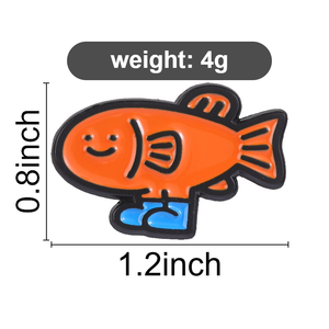 Broche en émail en forme de poisson orange mignon avec chaussures bleues pour la décoration de sac à dos - Product Image 6