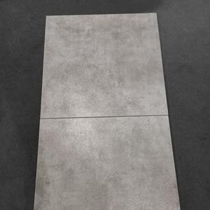 高品質低価格のモダンな600x600mm耐酸性光沢のある滑り止め磁器床タイル、厚さ10mm、吸水率<0.5% - Product Image 5