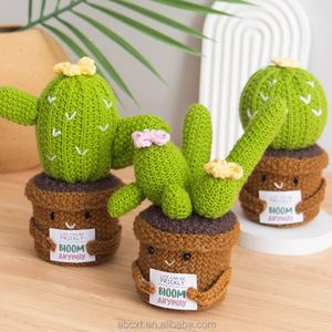 Cactus et succulentes en pot, tricotés à la main, en crochet, à énergie positive, pour l'équilibre émotionnel - Product Image 1